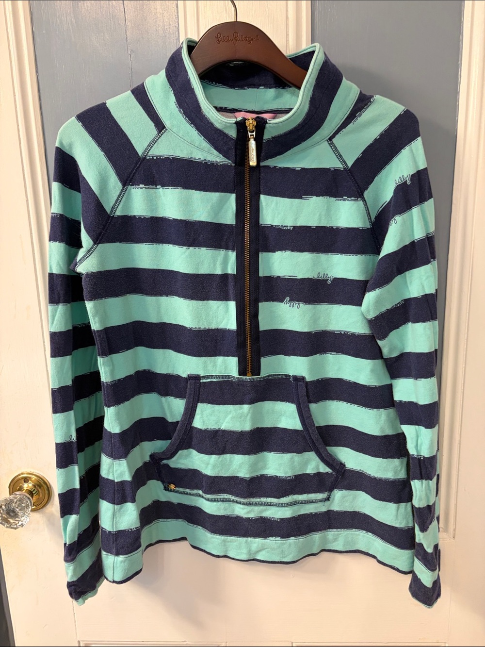 Lilly Pulitzer Skipper Popover 1/2 Zip Sweatshirt Crystal Water Take Off Stripe - Picture 4 of 10